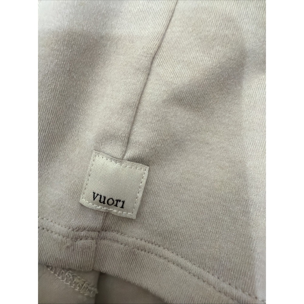 Vuori Tan Racerback Tank W Padding - Picture 2 of 4